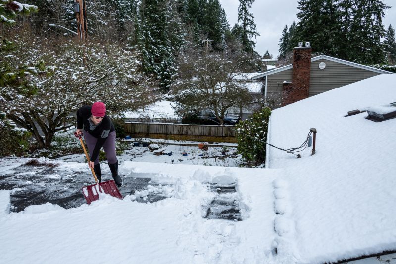 Roof Snow Removal